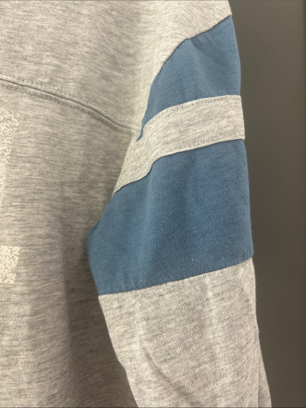 Marvel Gray Tee with Blue Sleeve Stripes & Spider-Man Graphic - Picture 4 of 5